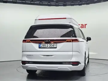 2022 Kia Carnival с пробегом 49 398 км