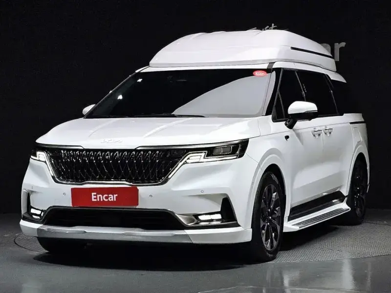 2023 Kia Carnival с пробегом 61 702 км