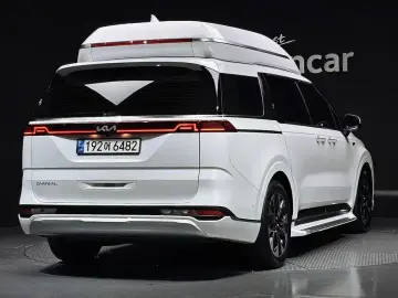2023 Kia Carnival с пробегом 61 702 км