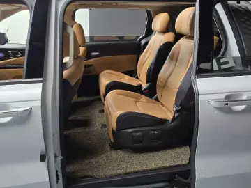 2021 Kia Carnival с пробегом 53 608 км
