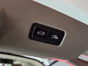 2023 Kia Carnival с пробегом 61 702 км