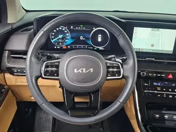 2022 Kia Carnival с пробегом 36 206 км