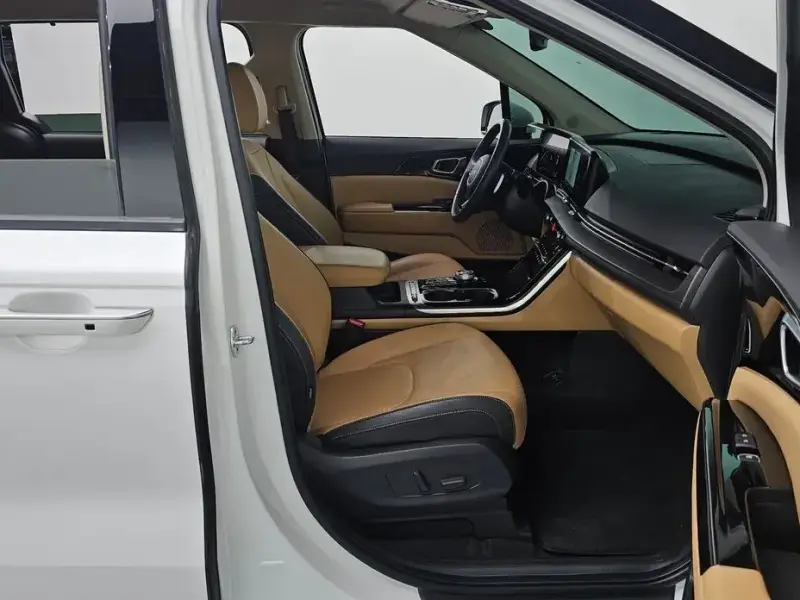 2022 Kia Carnival с пробегом 36 206 км