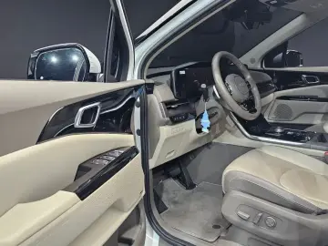 2022 Kia Carnival с пробегом 140 957 км