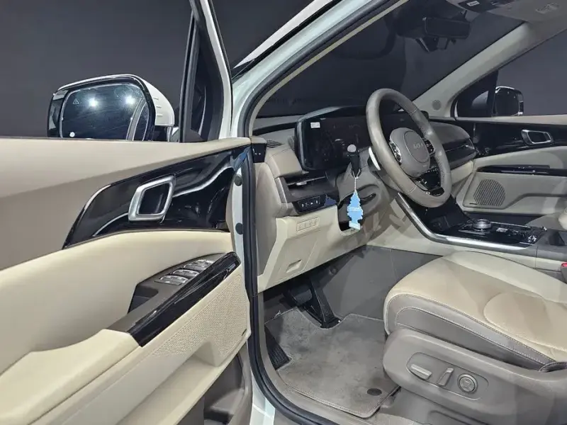 2022 Kia Carnival с пробегом 140 957 км
