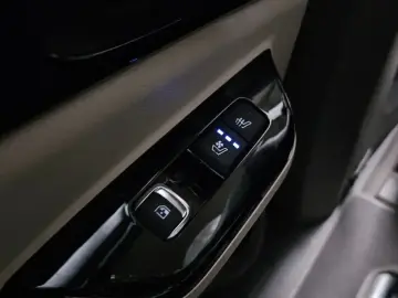 2022 Kia Carnival с пробегом 140 957 км