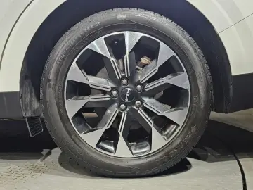 2022 Kia Carnival с пробегом 140 957 км