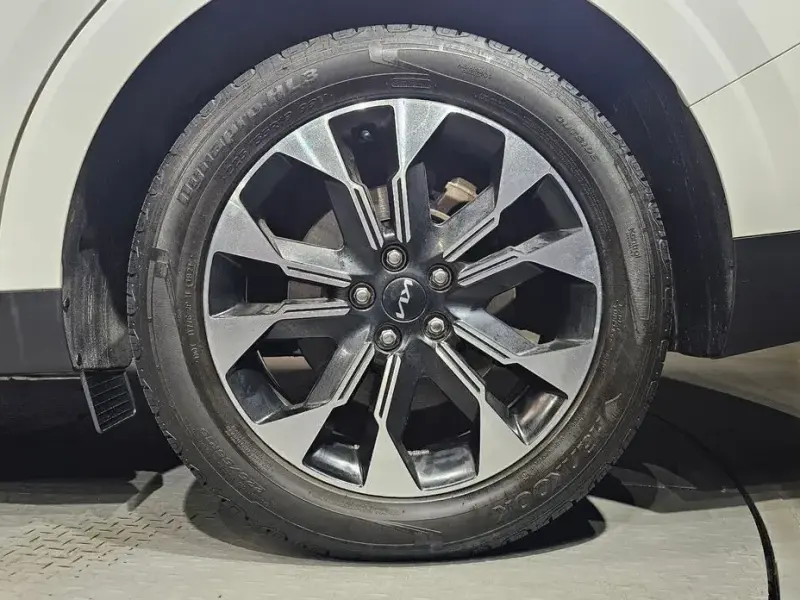 2022 Kia Carnival с пробегом 140 957 км