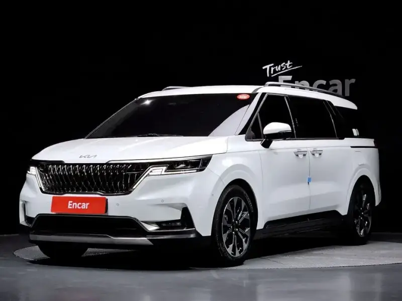 2022 Kia Carnival с пробегом 105 968 км