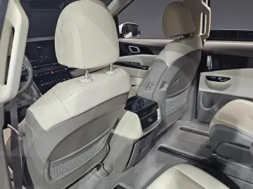 2022 Kia Carnival с пробегом 140 957 км