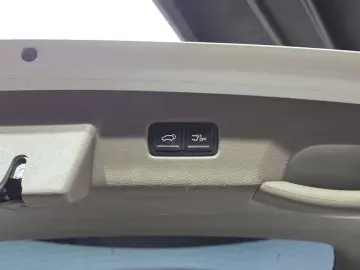 2023 Kia Carnival с пробегом 6 851 км