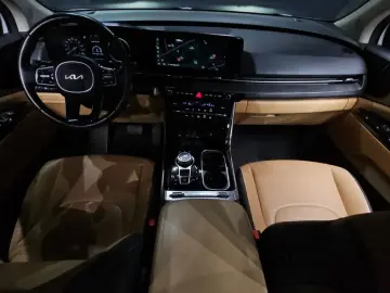 2022 Kia Carnival с пробегом 105 968 км