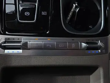2022 Kia Carnival с пробегом 140 957 км