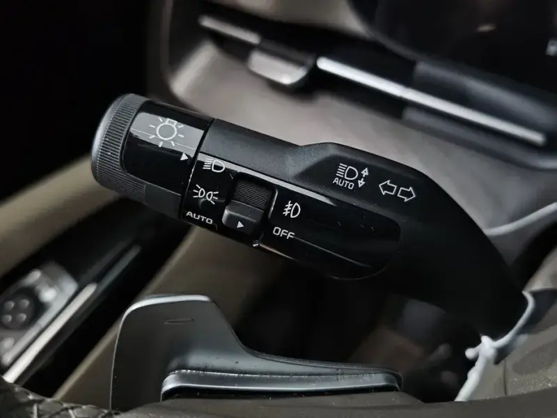 2022 Kia Carnival с пробегом 140 957 км