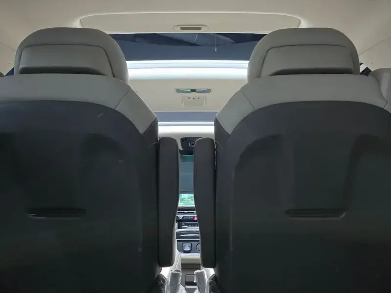 2023 Kia Carnival с пробегом 65 792 км