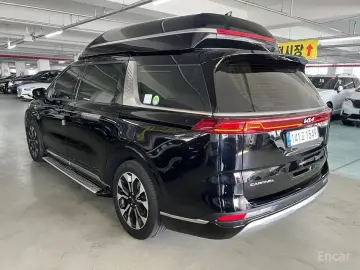 2022 Kia Carnival с пробегом 70 000 км
