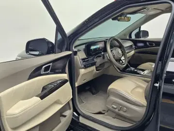 2021 Kia Carnival с пробегом 145 547 км