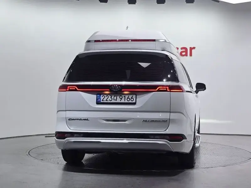 2021 Kia Carnival с пробегом 72 075 км