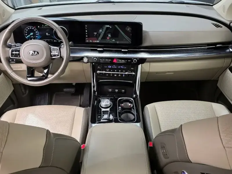 2021 Kia Carnival с пробегом 72 075 км