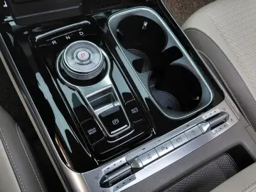 2023 Kia Carnival с пробегом 29 856 км