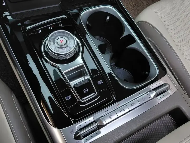 2023 Kia Carnival с пробегом 29 856 км