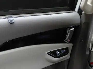 2023 Kia Carnival с пробегом 29 856 км