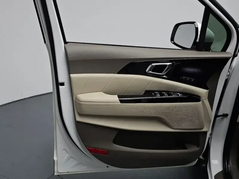 2021 Kia Carnival с пробегом 69 855 км