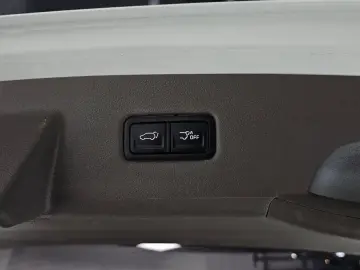 2021 Kia Carnival с пробегом 69 855 км