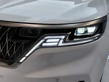 2023 Kia Carnival с пробегом 29 856 км