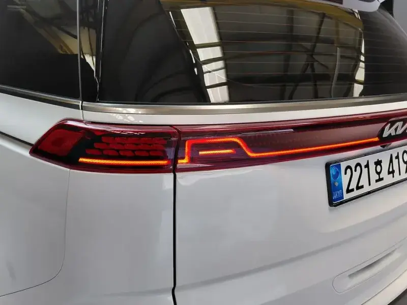 2023 Kia Carnival с пробегом 29 856 км