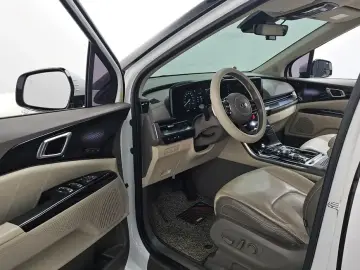 2021 Kia Carnival с пробегом 60 045 км