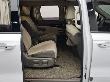 2021 Kia Carnival с пробегом 60 045 км