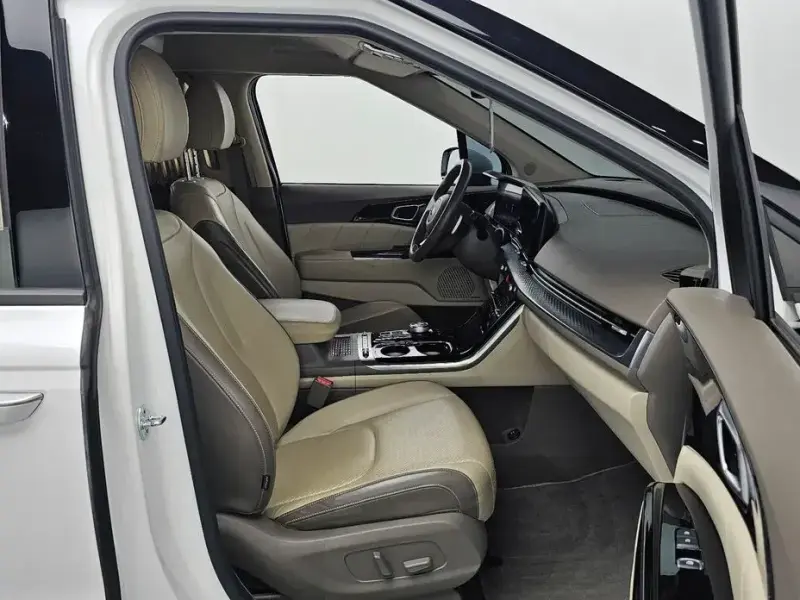 2021 Kia Carnival с пробегом 70 095 км