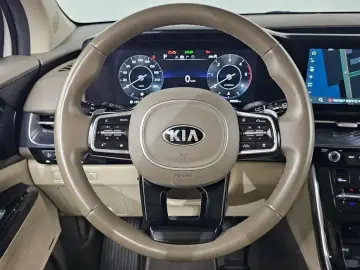 2021 Kia Carnival с пробегом 70 095 км