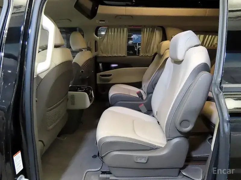 2021 Kia Carnival с пробегом 46 526 км