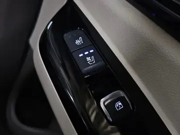 2021 Kia Carnival с пробегом 70 095 км