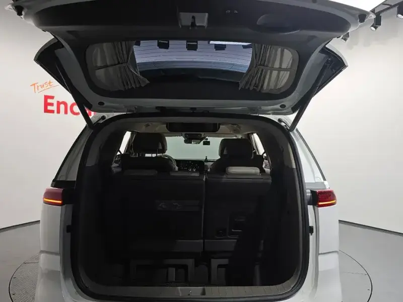 2021 Kia Carnival с пробегом 60 045 км
