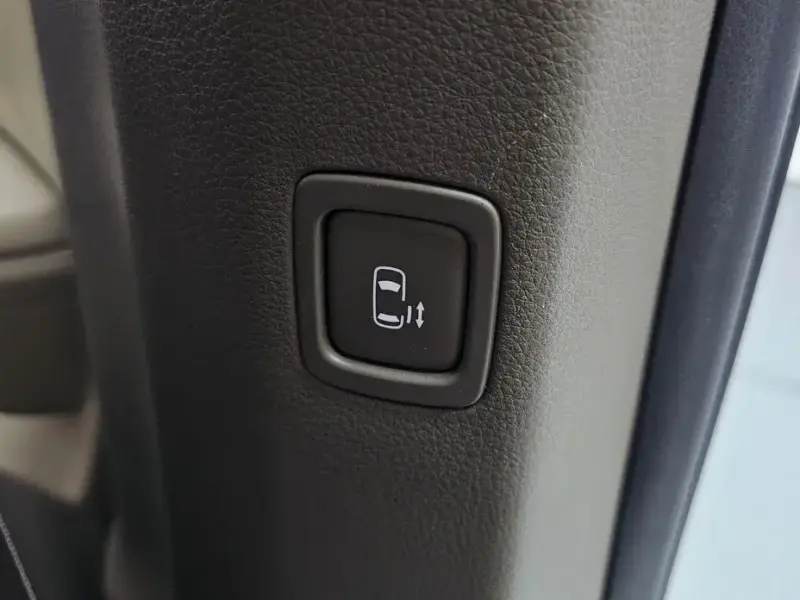 2021 Kia Carnival с пробегом 70 095 км