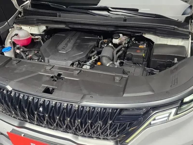 2022 Kia Carnival с пробегом 63 359 км