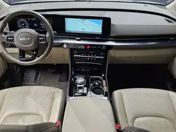 2022 Kia Carnival с пробегом 63 359 км