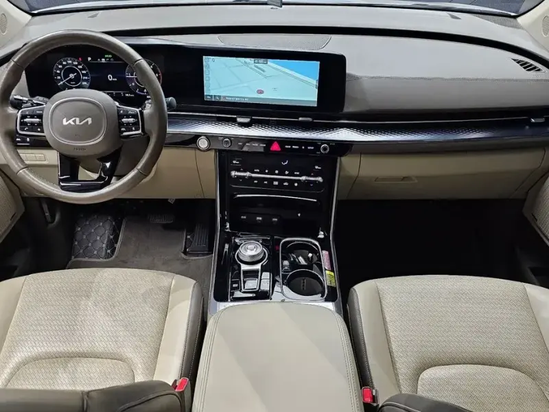 2022 Kia Carnival с пробегом 63 359 км