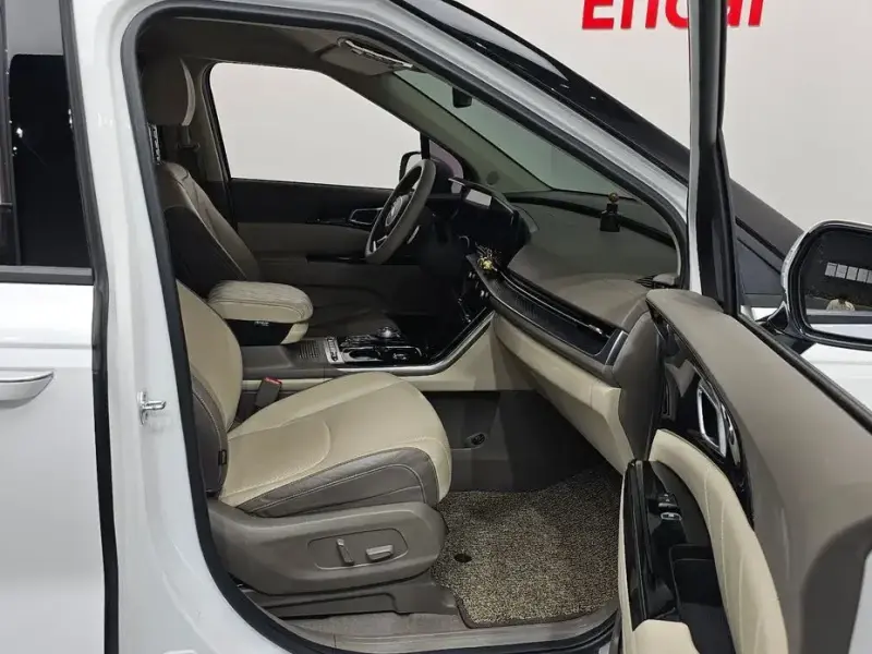 2021 Kia Carnival с пробегом 60 045 км