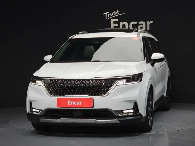 2021 Kia Carnival с пробегом 92 000 км