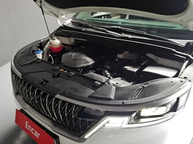 2021 Kia Carnival с пробегом 92 000 км