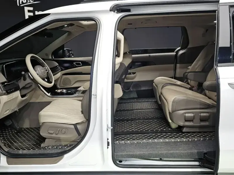 2021 Kia Carnival с пробегом 92 000 км