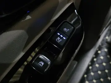 2022 Kia Carnival с пробегом 63 359 км