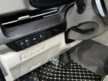 2021 Kia Carnival с пробегом 92 000 км