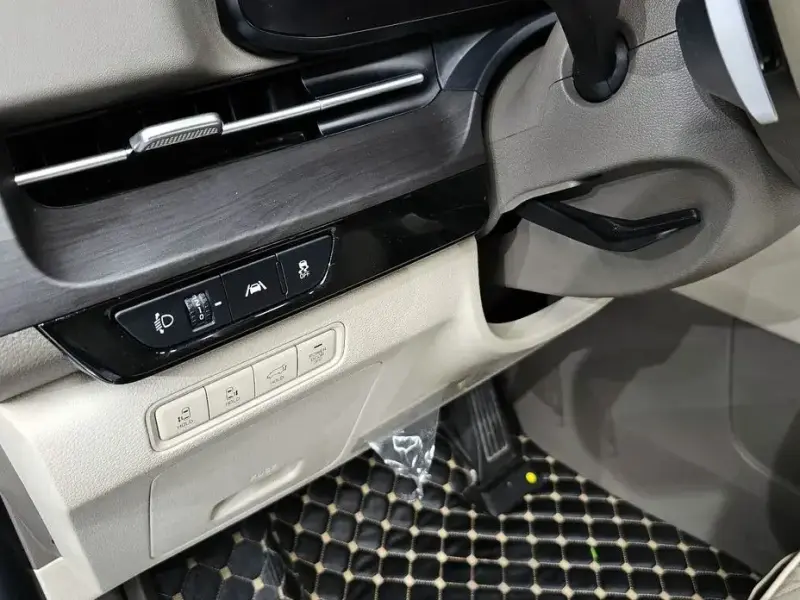 2021 Kia Carnival с пробегом 92 000 км
