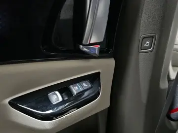 2021 Kia Carnival с пробегом 92 000 км