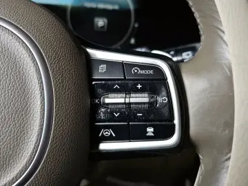 2021 Kia Carnival с пробегом 92 000 км